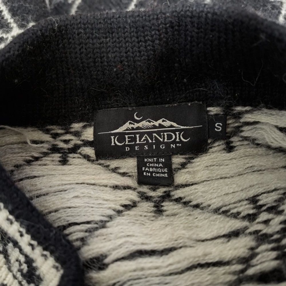 3/4 Zip Wool Icelandic Design Sweater With Floral… - image 6